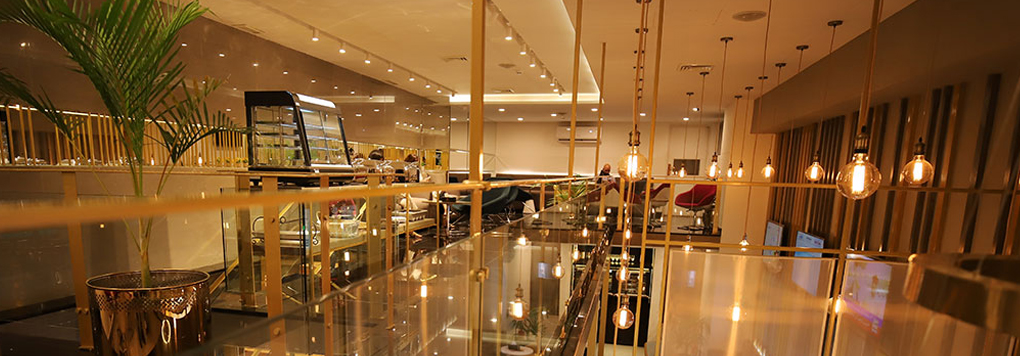 Majestic Lounge