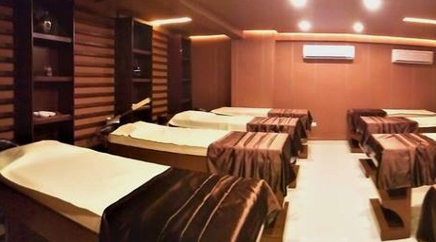 Rose Beauty Parlour , Tariq Rd Karachi Branch Deals and