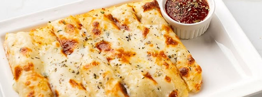 Noir Cafe & Pizzeria