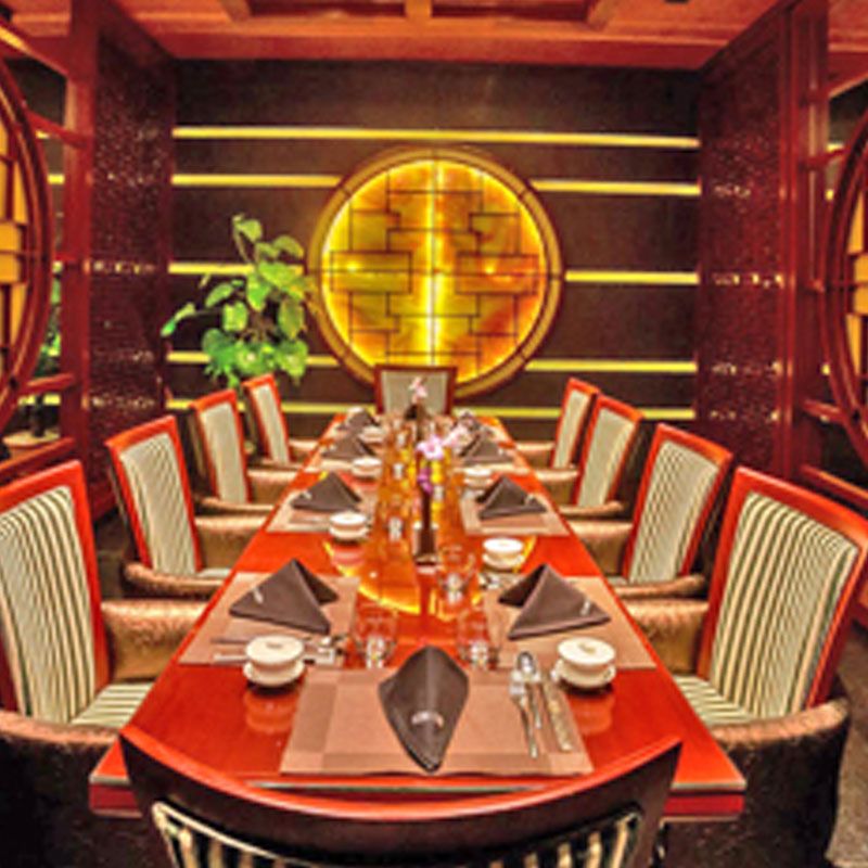 Fanoos Lounge - Movenpick Hotel photo 2