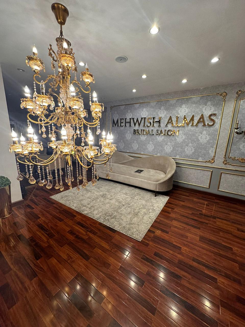 Mehwish Almas Bridal Salon photo 1
