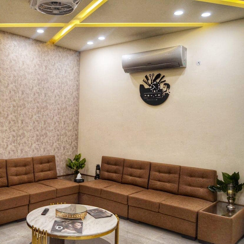 Revive - Men's Lounge photo 2