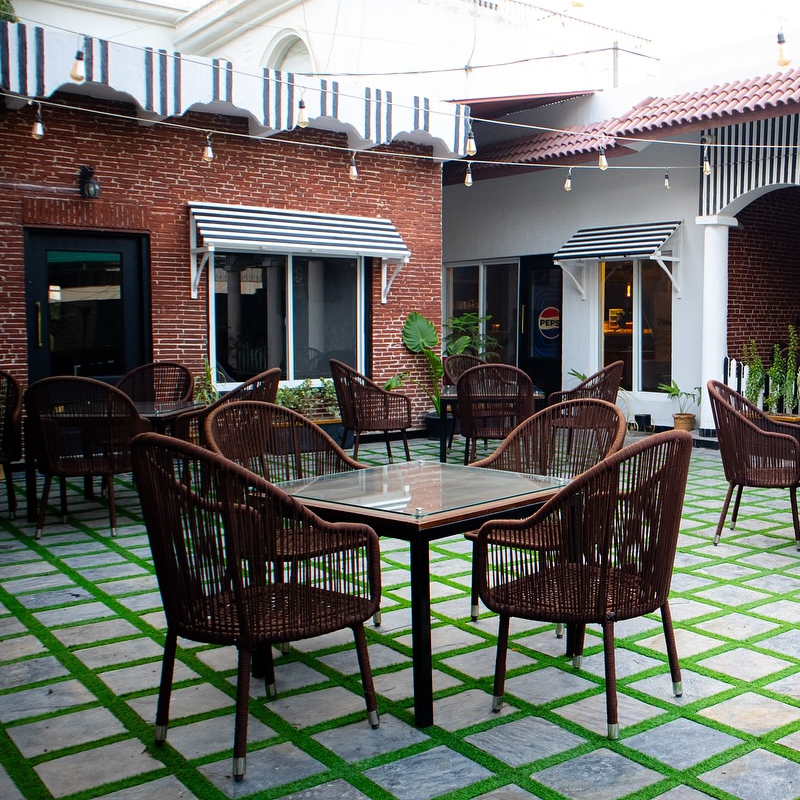 Cafe Crunch photo 2