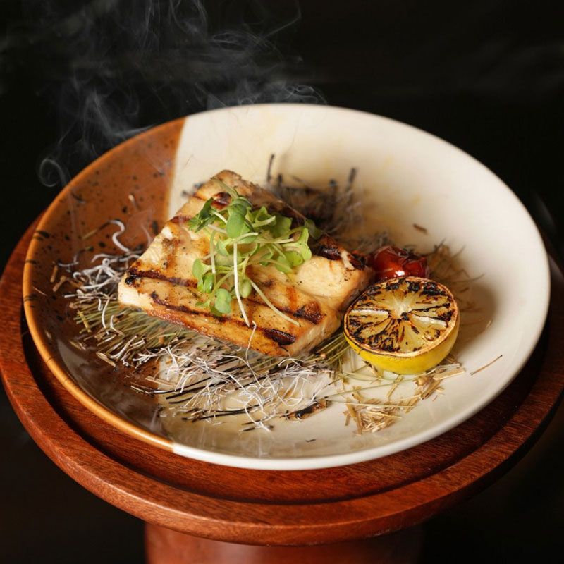 Embers Grill - Movenpick Hotel photo 3