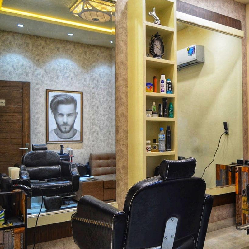 Revive - Men's Lounge photo 4
