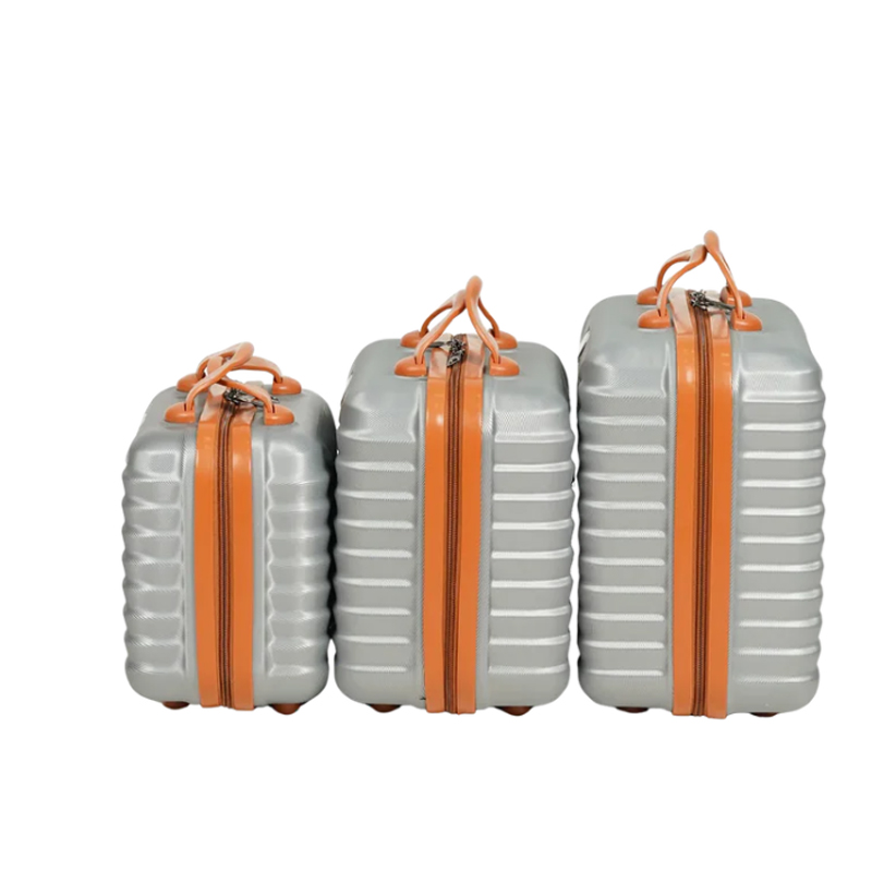 SU Luggage photo 3