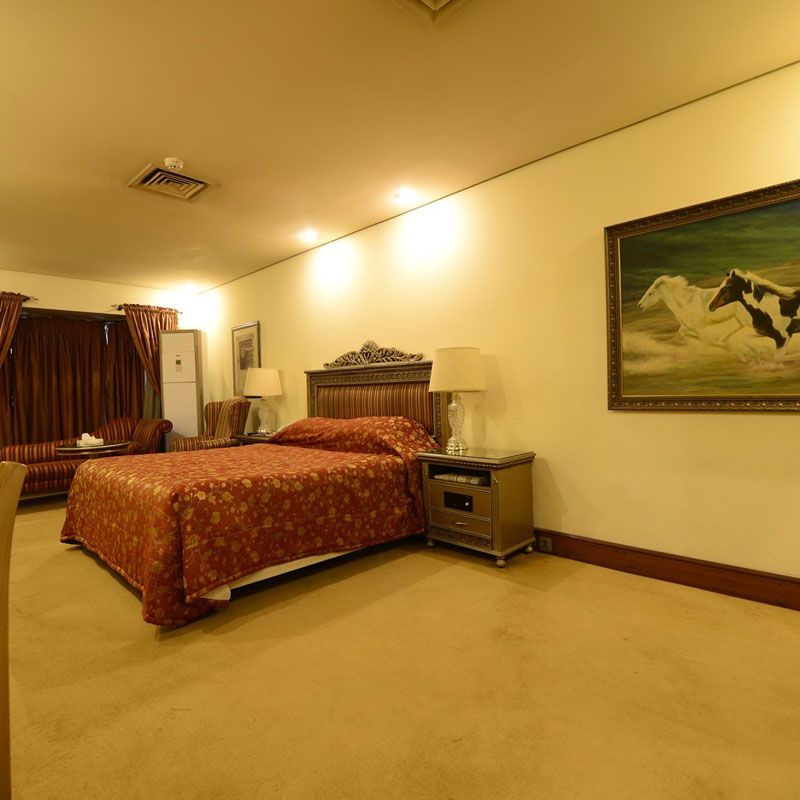 Regency Inn Hotel photo 5