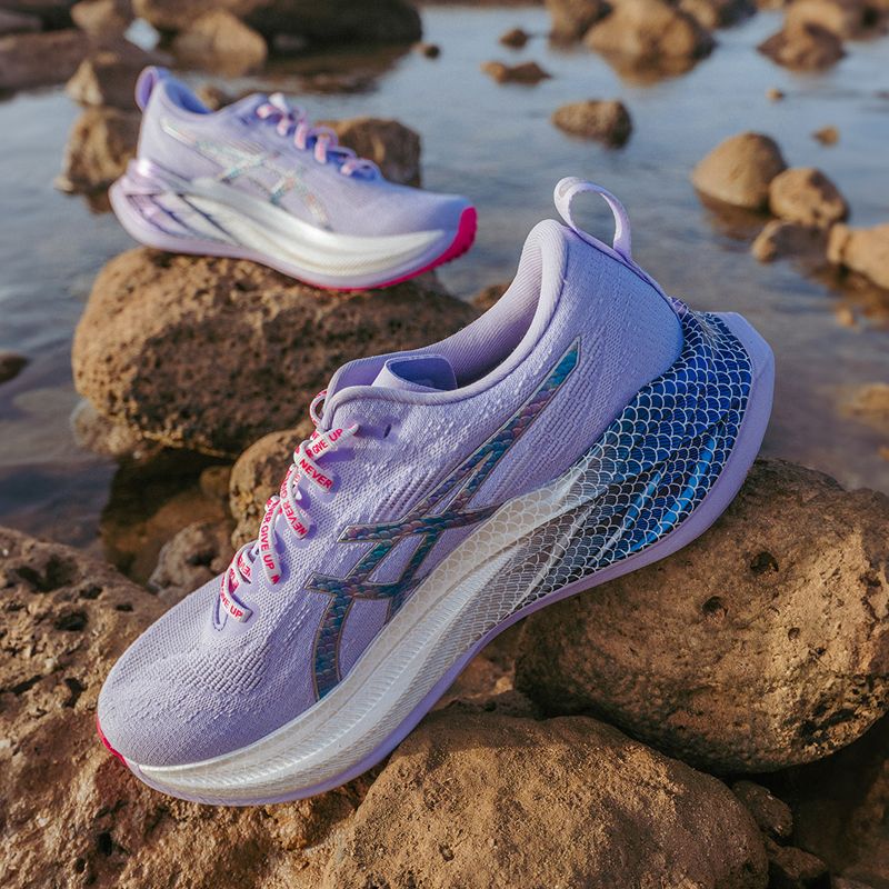 ASICS photo 1
