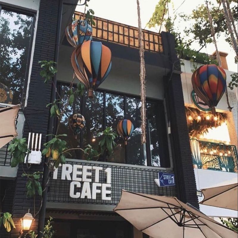Street 1 Cafe photo 2