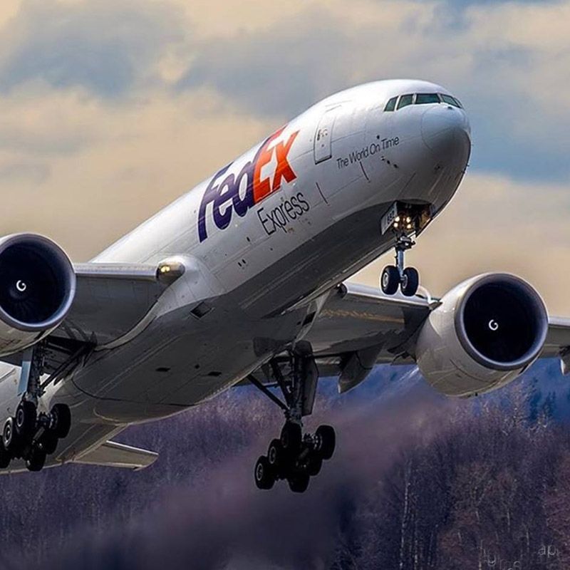 FedEx photo 4