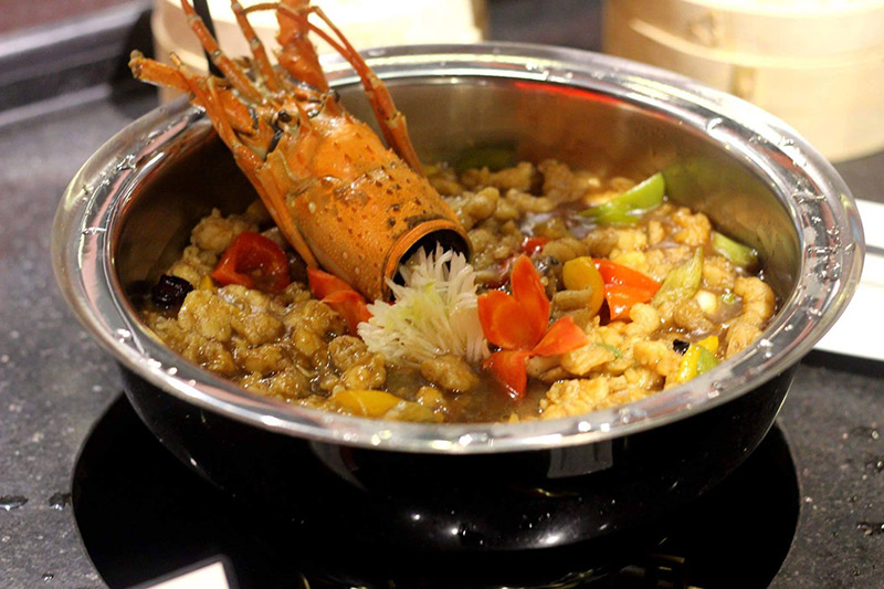 Lotus Court - Movenpick Hotel photo 4