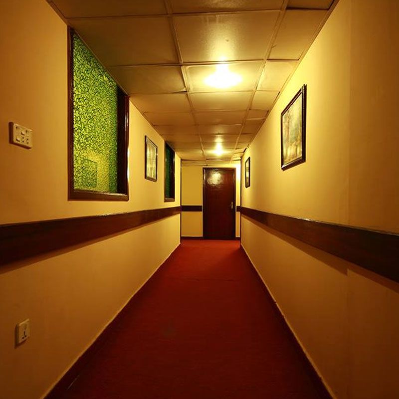 Hotel Crown Inn photo 5