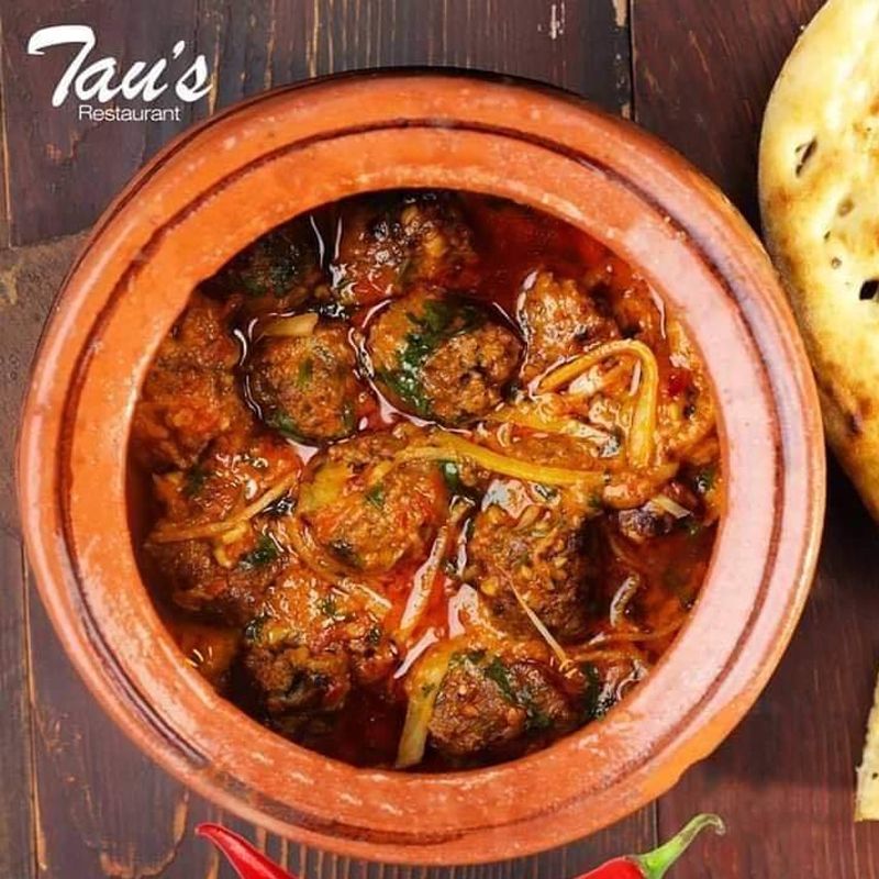 Tau's Restaurant photo 3